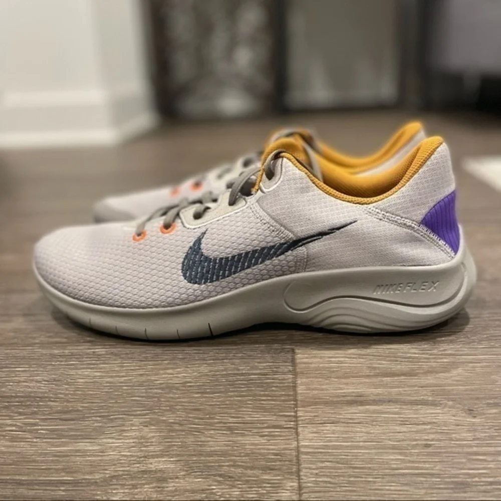 Nike Flex Experience RN 11 Cobblestone sz 11 - Picture 4 of 8
